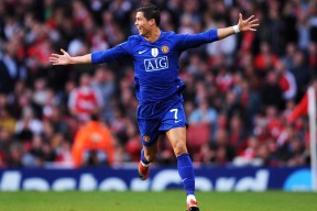 开云体育app-CBA赛场闪耀中国篮球新风采，中国篮球新闻cba